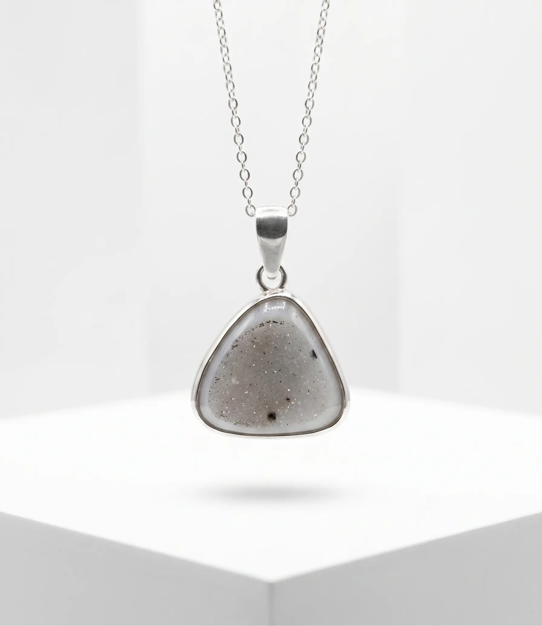 Esencia Mineral | Colgante de Ágata Drusa & Plata 925
