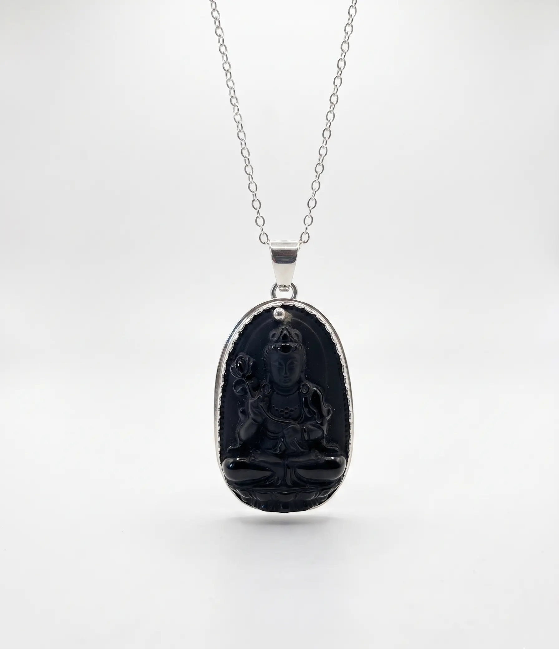 Meditación Eterna | Colgante de Obsidiana Negra Tallada & Plata 925